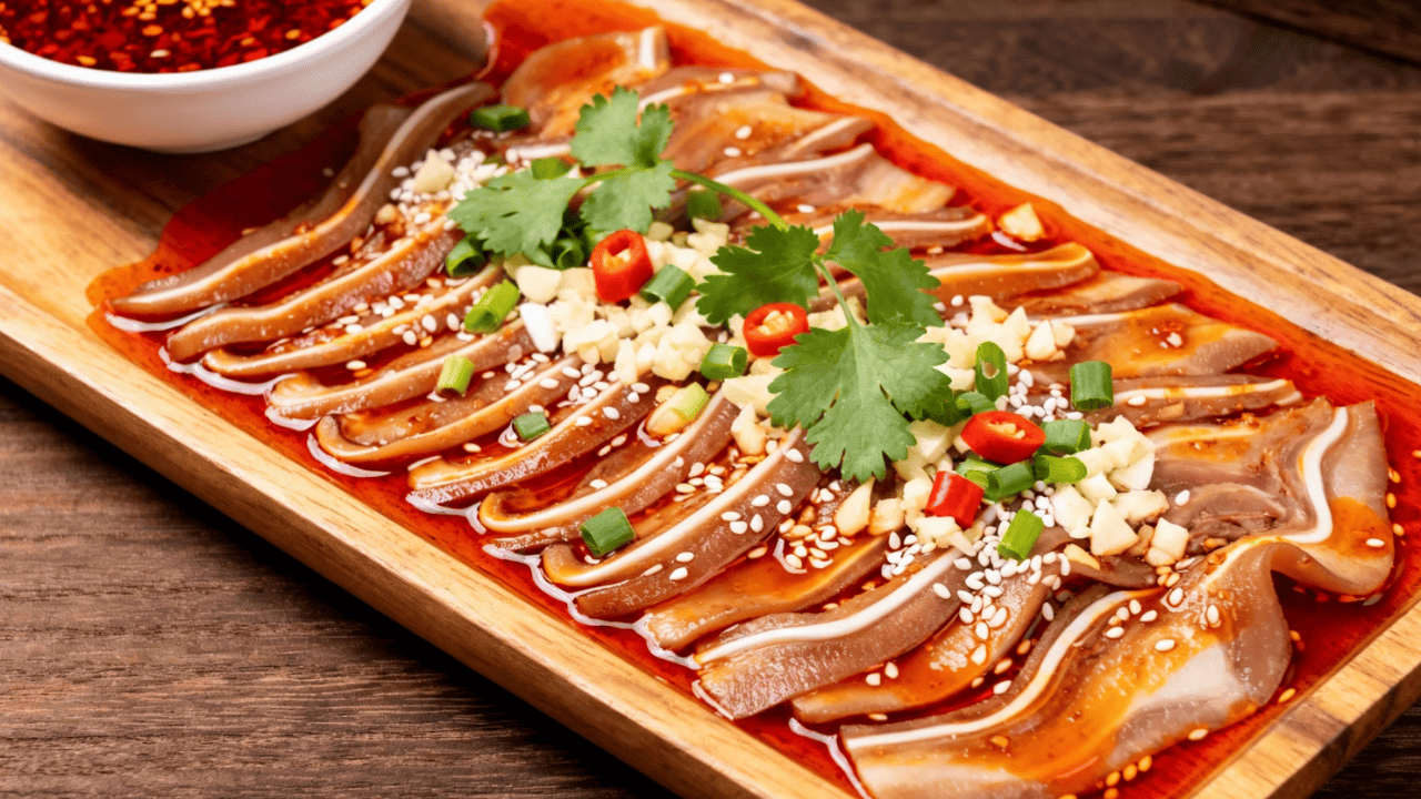 Broad Sliced Pig Ear Dressing